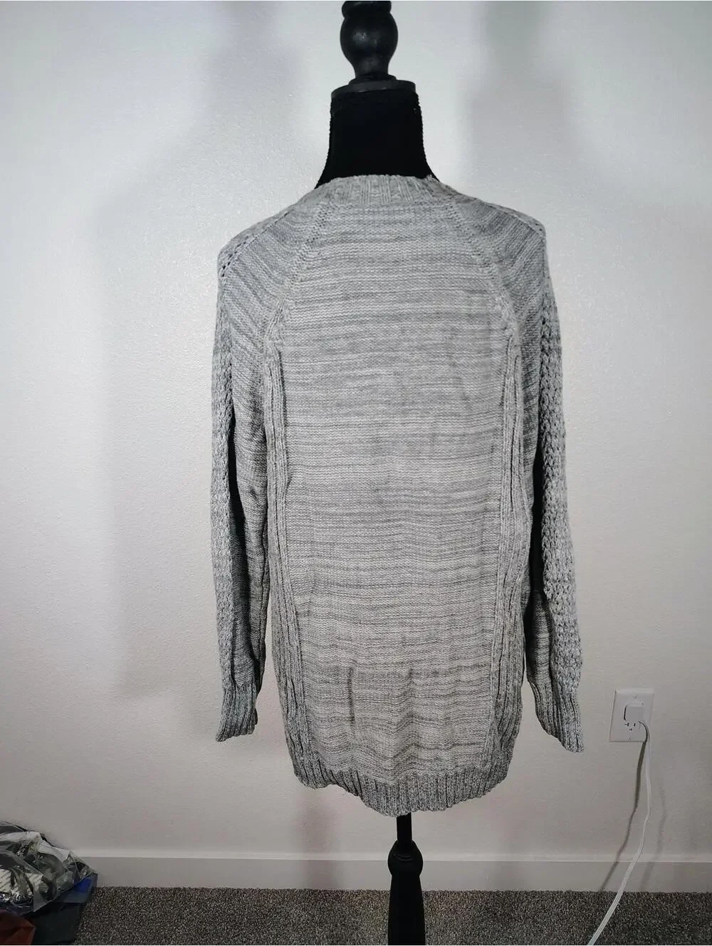 Victoria's Secret Women Sweater Cardigan Gray Pockets CableK